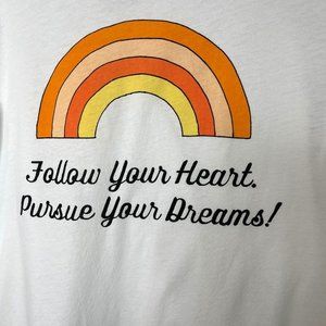 Chaser Pastel Rainbow Follow Your Dreams Pursue Your Dreams Women's Tee Size S